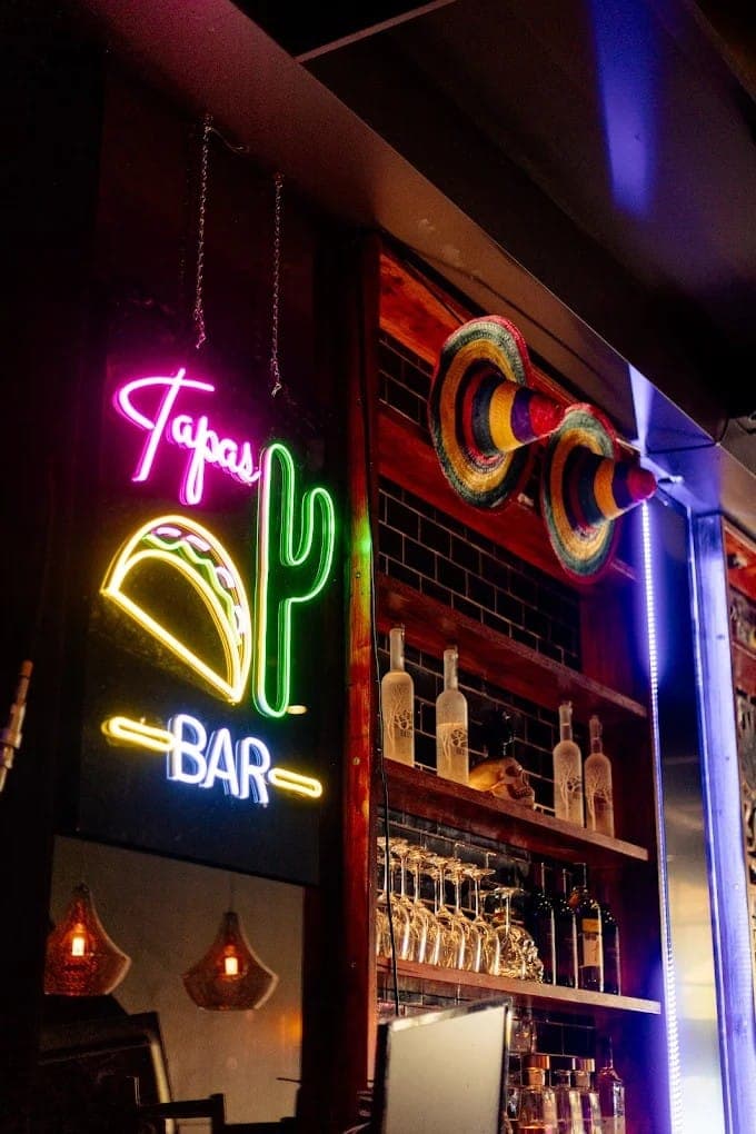 Dual-Level Mexican Restaurant & Nightclub – Prime Civic Location — photo 1 of 5